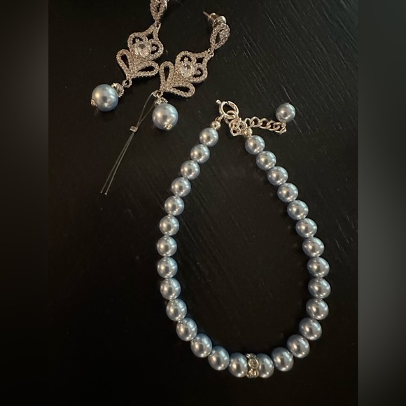 Blue pearl bracelet and earrings - Picture 3 of 16